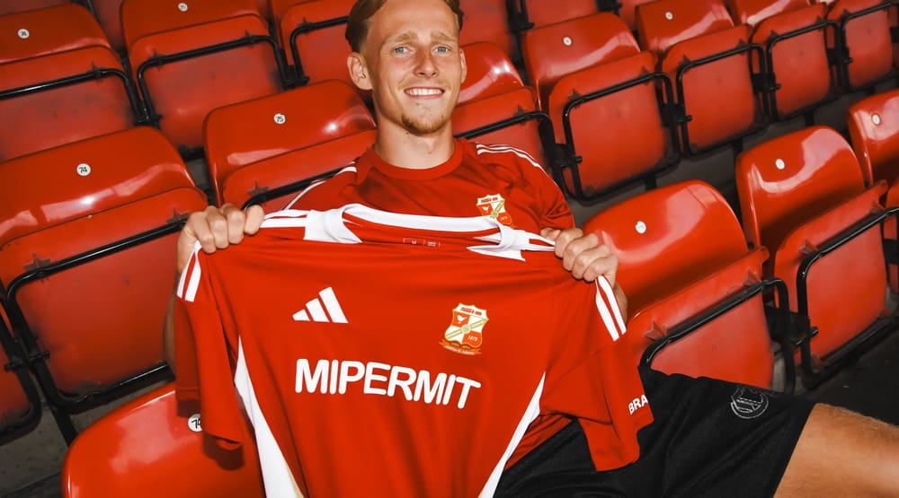 Finley munroe signing 1