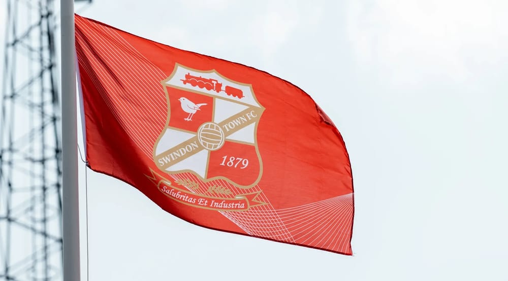Swindon town flag r5345