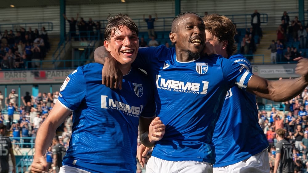 Matchday6 dobbs beckles celebration tranmere h