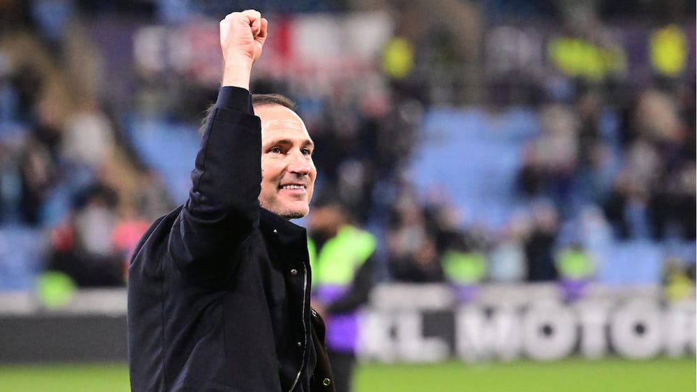 Coventry City manager Frank Lampard Celebrating winning the championship during the EFL Sky Bet Championship match between Coventry City and Portsmouth at the Coventry Building Society Arena, Coventry, UK on 21 April 2026.