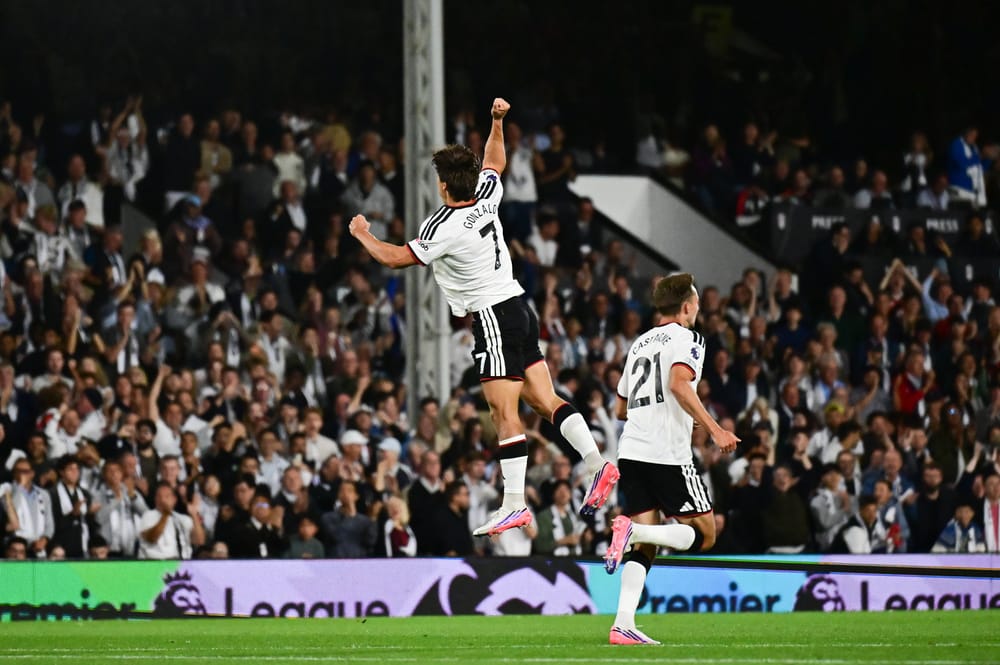 GOAL Fulham Forward Gonzalo Garcia (7) scores a goal and celebrates 2-3 during the Premier League match between Fulham and Chelsea at Craven Cottage, London, UK on 24 August 2026.